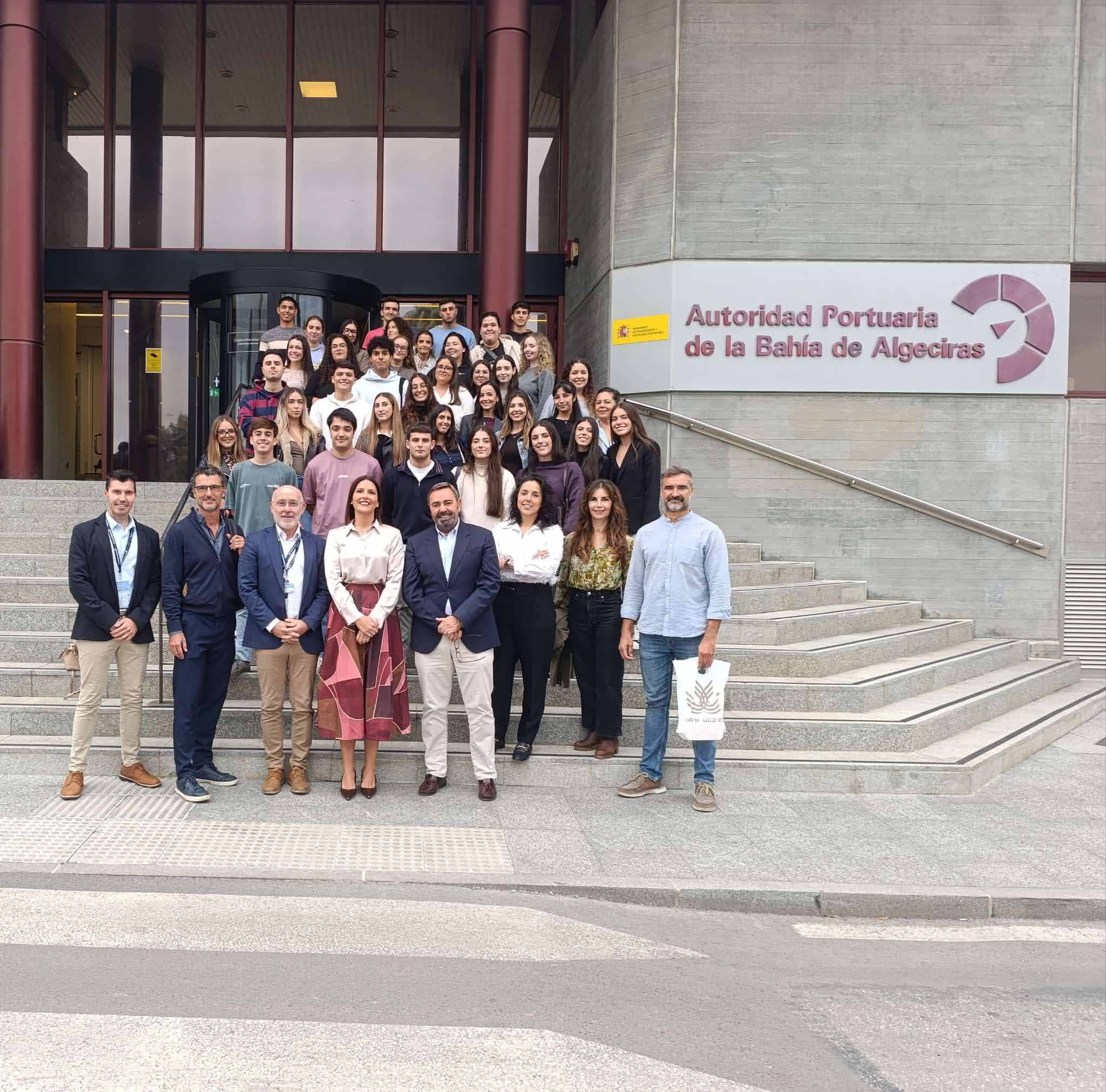 Más de 150 estudiantes participan en el Programa de Orientación Profesional 2025-26 de la Facultad de Ciencias del Trabajo de la Universidad de Cádiz